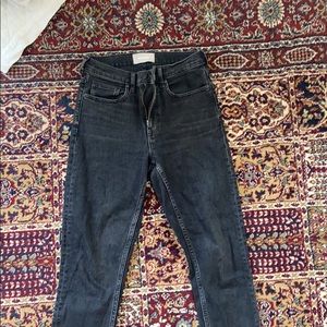 Hardly worn, like new high waisted skinny jeans